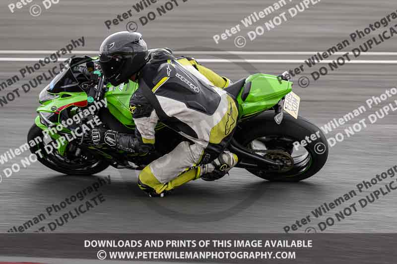 cadwell no limits trackday;cadwell park;cadwell park photographs;cadwell trackday photographs;enduro digital images;event digital images;eventdigitalimages;navarra;no limits trackdays;peter wileman photography;racing digital images;trackday digital images;trackday photos